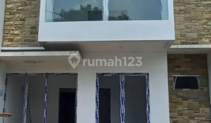 Rumah 2 Lantai Baru Gress, Modern Minimalis, Luas dan Siap Huni Bukit Palma Citraland  1