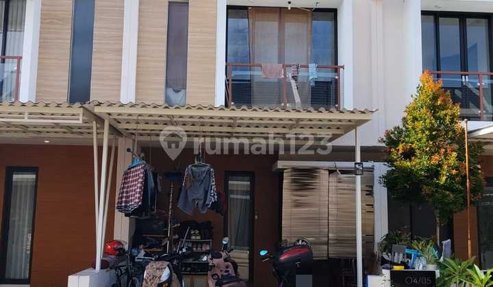 For Sale Ready-to-Occupy House in Puri Safira Regency, Menganti, Gresik For Sale Ready-to-Occupy House in Puri Safira Regency, Menganti, Gresik