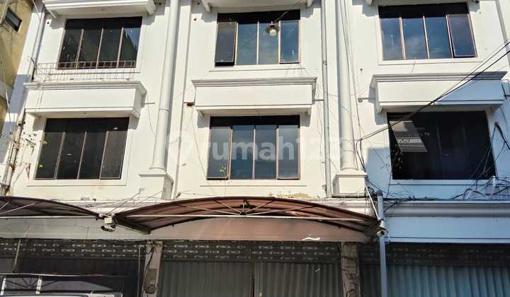 FOR RENT: GATEWAY PEPELEGI SHOPHOUSE - WARU - SIDOARJO 2