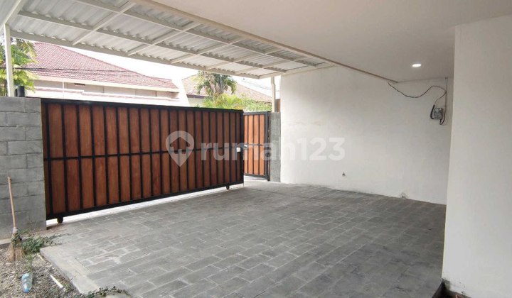 Fully Renovated House, East Kertajaya Indah, Surabaya 2