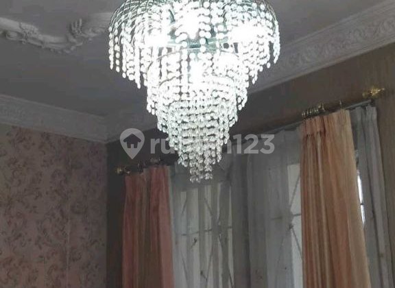 Rumah Usaha Jalan Utama Dharmahusada Mas Surabaya 2