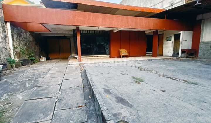 Ruang Usaha Pucang Anom Murah Strategis untuk Berbagai Usaha Ruang Usaha Pucang Anom Murah Strategis untuk Berbagai Usaha