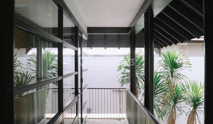 Disewakan Rumah Rasa Villa, lsen Darmo Harapan 5