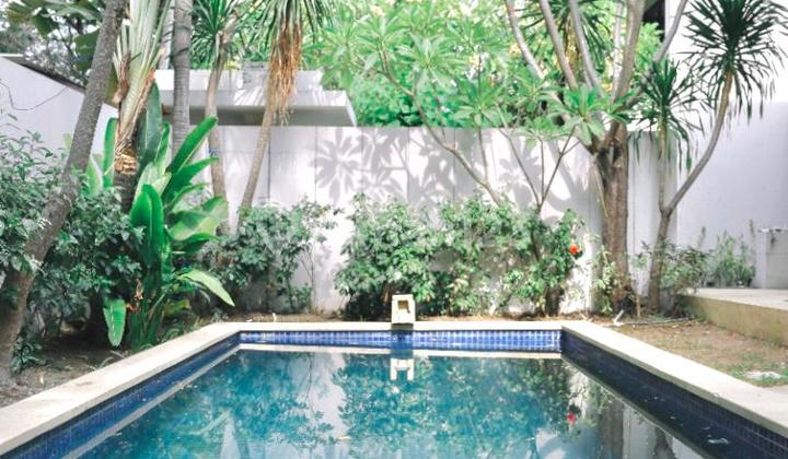 Disewakan Rumah Rasa Villa, lsen Darmo Harapan 6
