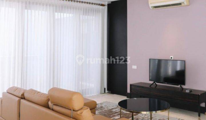 Disewakan Rumah Rasa Villa, lsen Darmo Harapan 7