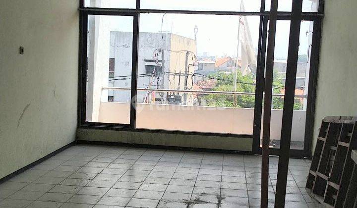 Ruko di Pasar Kembang Murah Butuh Renovasi 8