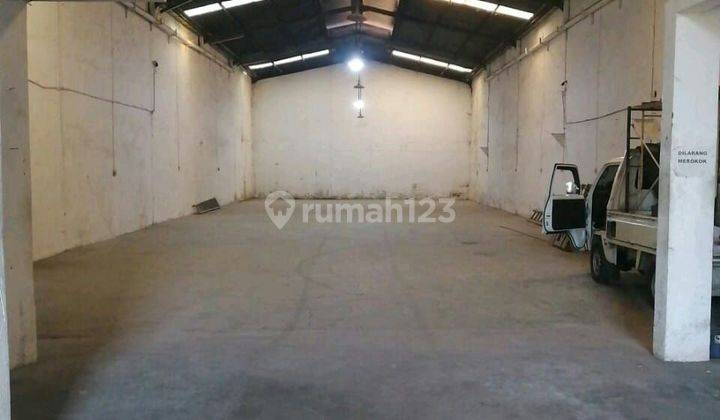 Disewakan Gudang di Margomulyo 1