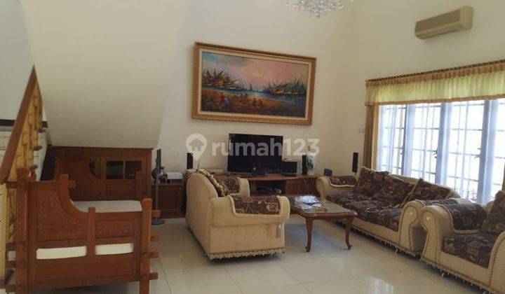 Rumah di Villa Regency Full Furnished Sudah Renov 2