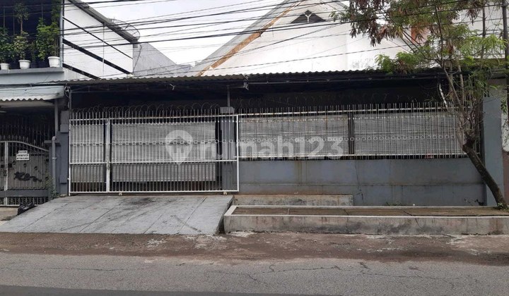 Rumah Pucang Jajar Tengah Area Pucang Surabaya