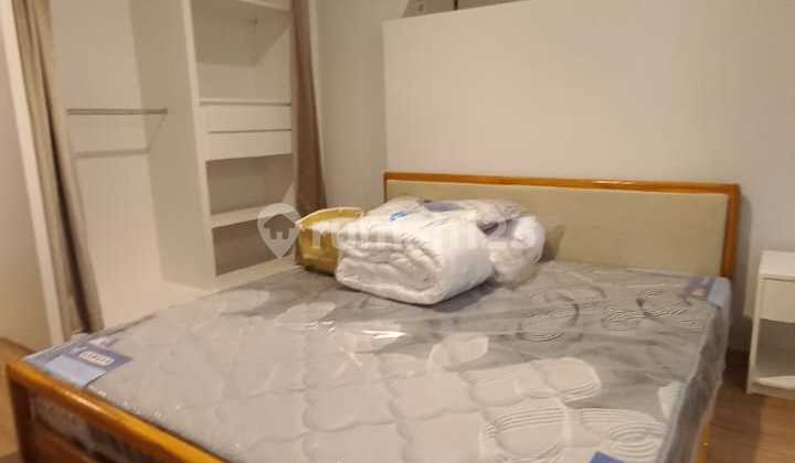 New Cornell Apartment Brand New Next to Uc and Hokky