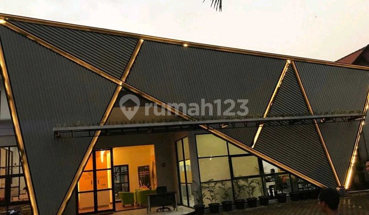 Business House Suitable for Cafe Restaurant on Kapuas Street Surabaya