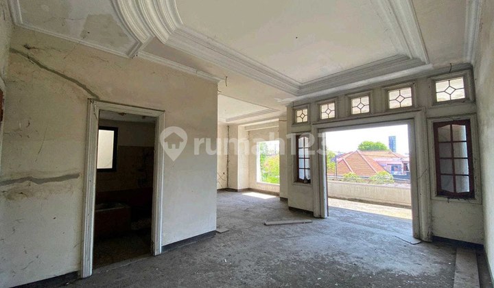 Central Business District House Jl. Musi Surabaya