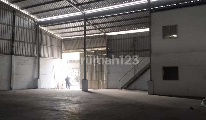 Tropodo Warehouse Ready to Live In Cheap No Flood