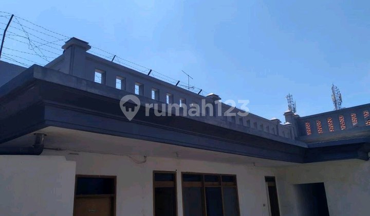 Ex-Bank Commercial Building on Diponegoro Main Road, Surabaya