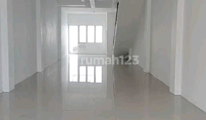 New 3-Storey Shop House (Ruko) on Jl. Ciliwung