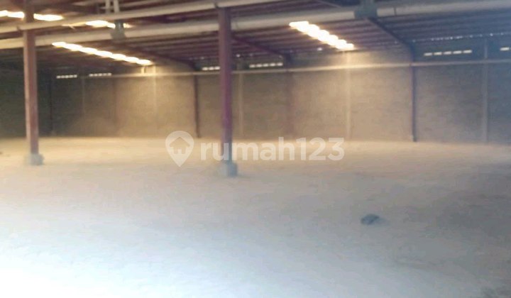 Ready-to-Use Warehouse in Magersari Area, Mojokerto