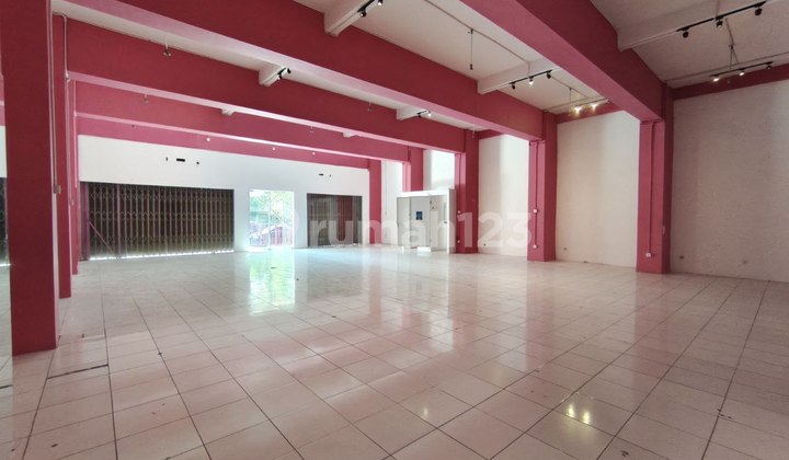 Spacious and Good Business Space in Ngagel Jaya Surabaya