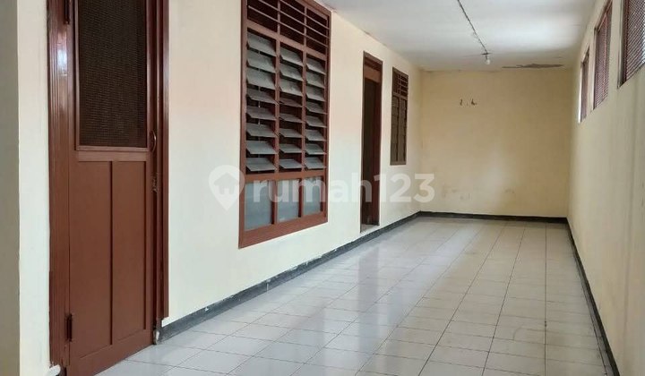 Business Property on Imam Bonjol Street, Surabaya