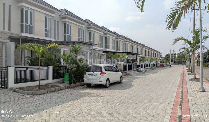 Dijual Rumah 2 Lantai The Boulevard Under 1 M Siap Huni Murah  9