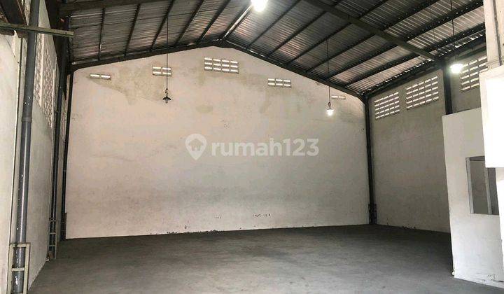 disewakan gudang kosongan 1 lantai kenjeran surabaya siap huni murah  1