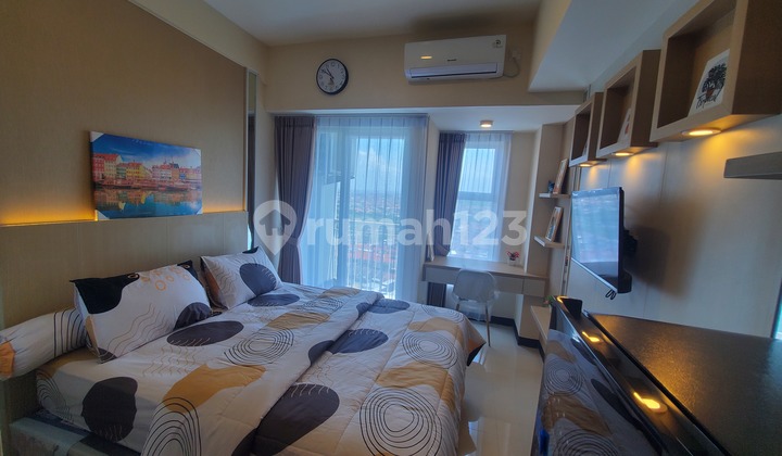 Amor Studio fully furnished, next to the mall, near ITS, with a washing machine.