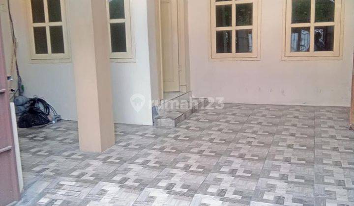 Rumah Siap Huni Terawat di Kutisari Indah 2