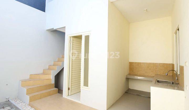 Dijual Cepat Rumah Baru 2 Lt Graha Sukolilo Regency Surabaya 8