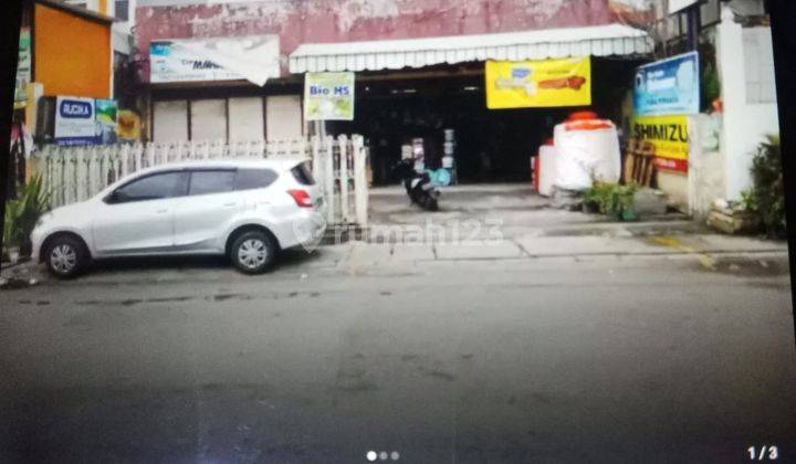 Tempat Usaha Tengah Kota Di Raya Pacuan Kuda  1