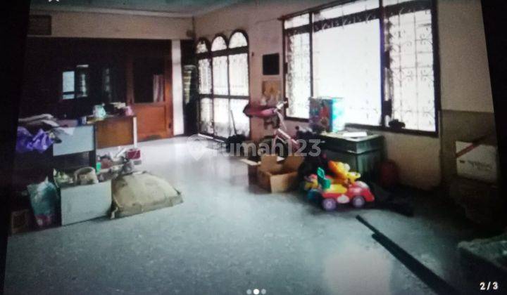 Tempat Usaha Tengah Kota Di Raya Pacuan Kuda  2