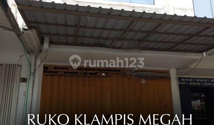 Disewakan Ruko Klampis Megah Surabaya Disewakan Ruko Klampis Megah Surabaya