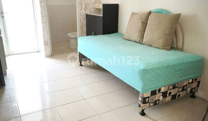 Sewa apartemen Educity Yale Furnish Surabaya