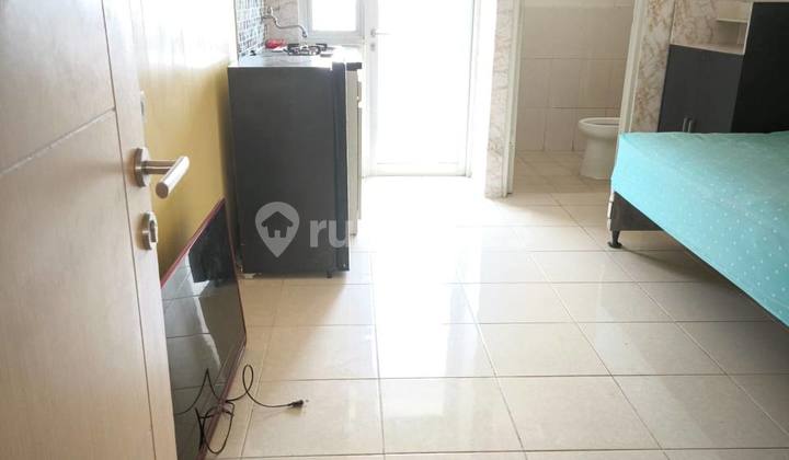 Sewa apartemen Educity Yale Furnish Surabaya