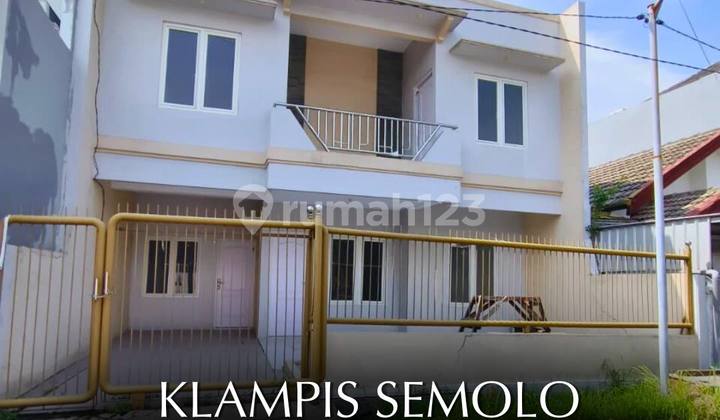 Rumah 2 Lantai di Klampis Semolo Surabaya 1