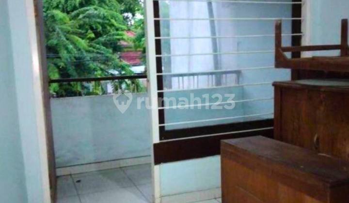 Rumah Tengah Kota Surabaya di Jalan Patua Selangkah ke Argopuro Surabaya 2