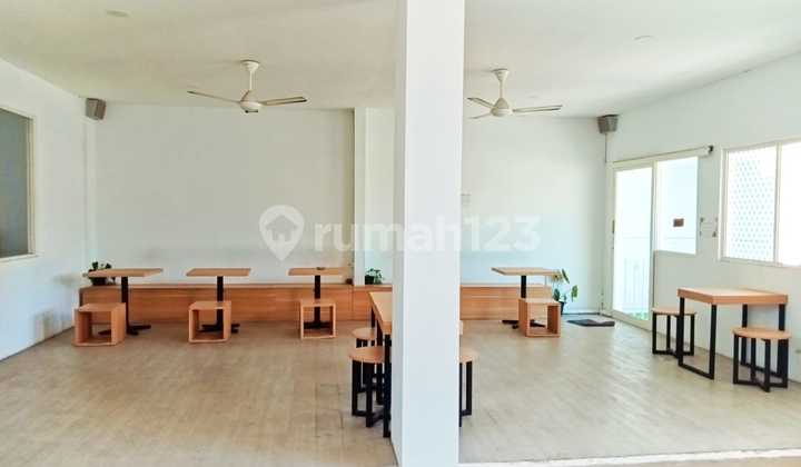 For Sale Business House in Tenggilis Mejoyo Block, Highly Strategic Location Surabaya For Sale Business House in Tenggilis Mejoyo Block, Highly Strategic Location Surabaya