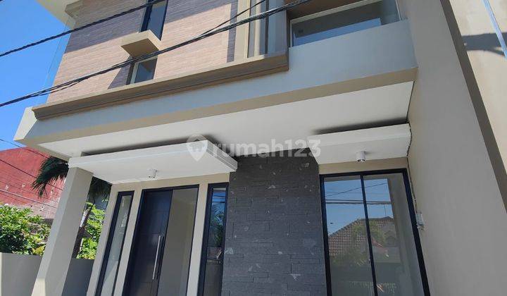  Rumah Baru Gres Minimalis Modern di Sutorejo Prima 1