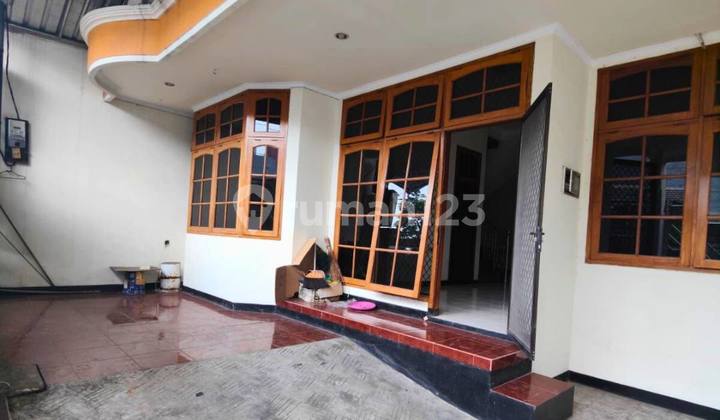 Disewakan Rumah di Kutisari Indah Barat Surabaya 2