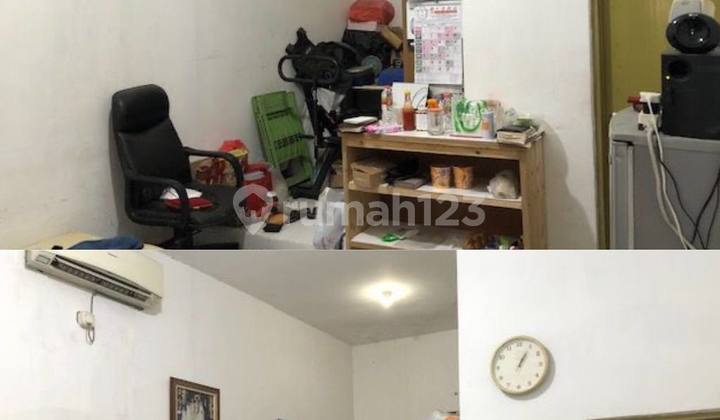 Shop House on Jalan Raya Semolowaru Surabaya 2