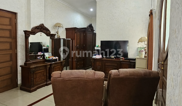 Rumah Mewah Hoek Taman Giri Loka Bsd Tangerang 2