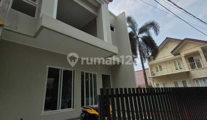 Rumah Hook Hoek Villa Melati Mas Serpong Tangerang Selatan Banten