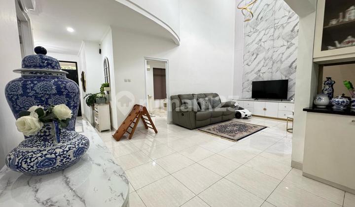 DIJUAL RUMAH FULL FURNISHED DI PUSPITA LOKA - BSD CITY DIJUAL RUMAH FULL FURNISHED DI PUSPITA LOKA - BSD CITY