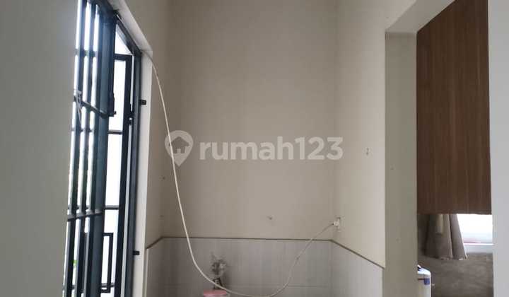  Rumah Hoek Furnished Kecuali Elektronik Fontainebleau Golf Residence BSD 2
