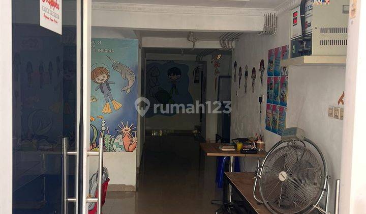 Di Jual Rumah Cocok Untuk Usaha di Semper Jakarta Utara 10
