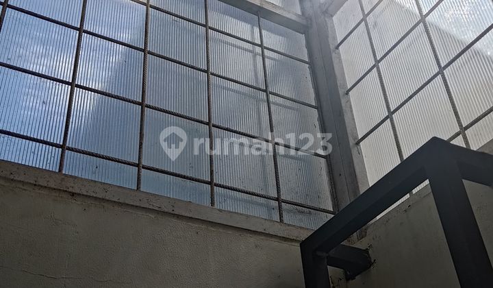 Rumah Furnished SHM di Lengkong Kulon – Strategis, Asri, & Siap Huni! 2