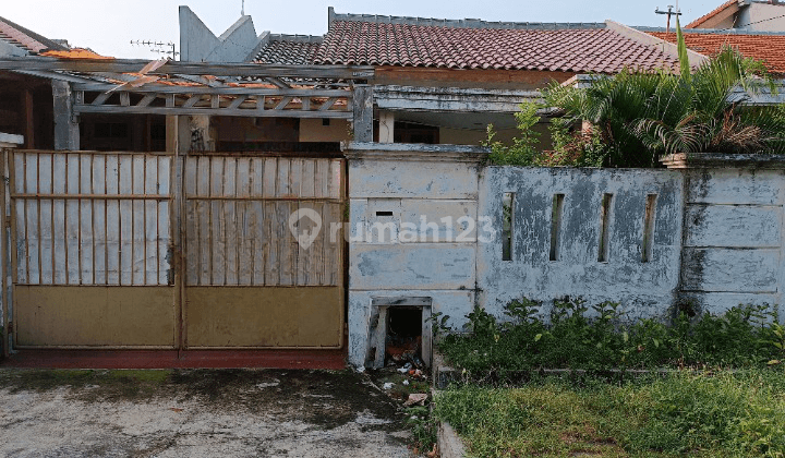 RUMAH LUAS DALAM KOMPLEK DI KAYU PUTIH, JAKARTA TIMUR 1