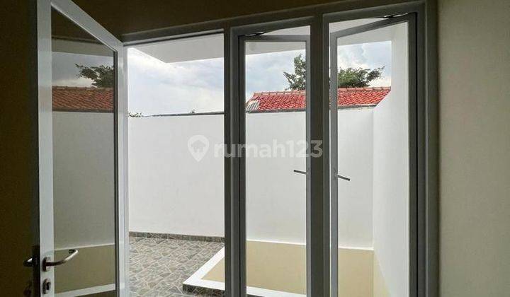 Rumah Baru Model Minimalis  2 Lantai di Kayu Putih Jakarta Timur 1