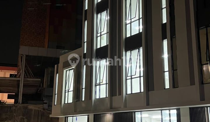 Ruko 2 lantai di sekitarKebon Jeruk, Jakarta Barat Ruko 2 lantai di sekitarKebon Jeruk, Jakarta Barat