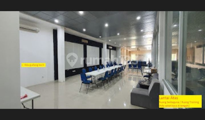 Gudang dan gedung kantor akses kontainer di Jurumudi Tangerang