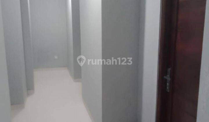 Rumah kost strategis 3 Lantai Bagus di Matraman Jakarta Timur 2