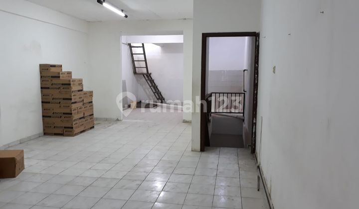 2-Storey Ready-to-Use Shophouse in Roa Malaka, West Jakarta 2